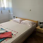 Spacious Family Free Parking Near Old Town