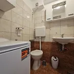 Spacious Family Free Parking Near Old Town شقة