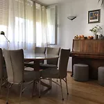 Lägenhet Spacious Family Free Parking Near Old Town Split