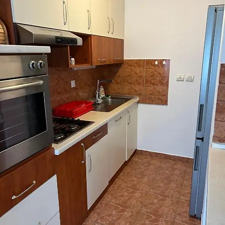 Spacious Family Free Parking Near Old Town *