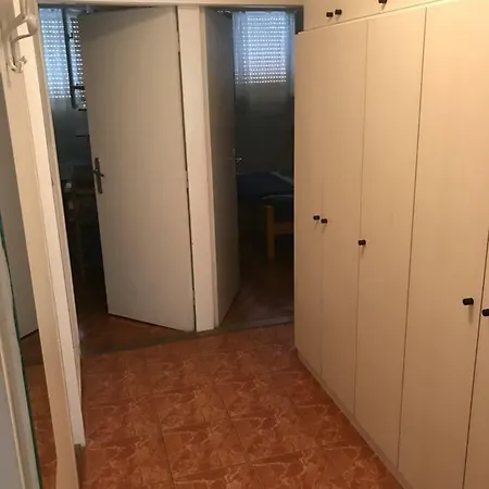 Spacious Family Free Parking Near Old Town