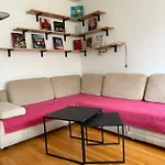 Apartment Spacious Family Free Parking Near Old Town *