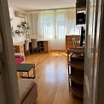 Apartment Spacious Family Free Parking Near Old Town *