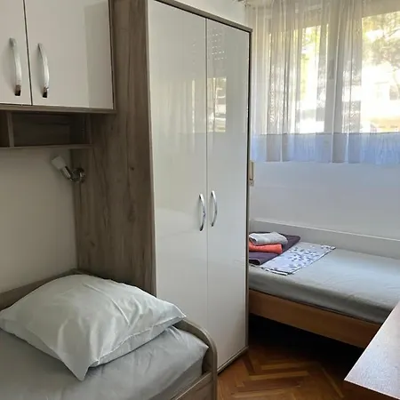 Spacious Family Free Parking Near Old Town