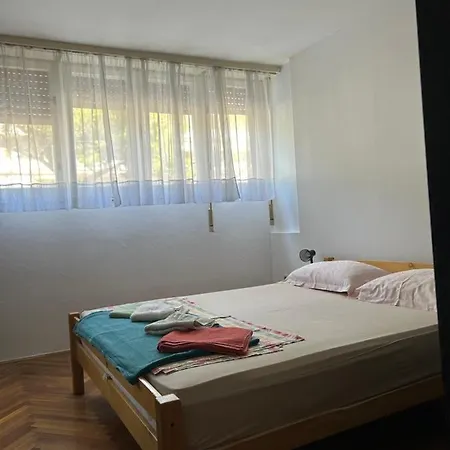 Apartment Spacious Family Free Parking Near Old Town Split