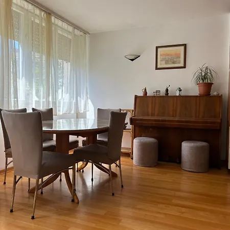 Sonya Apartment *