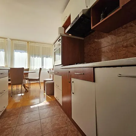 Sonya Apartment *