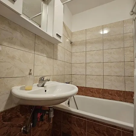Spacious Family Free Parking Near Old Town Apartment Split