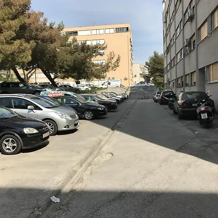 Apartment Spacious Family Free Parking Near Old Town *